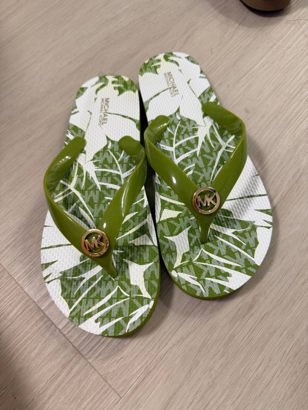 Michael Kors Sandals Size 8
